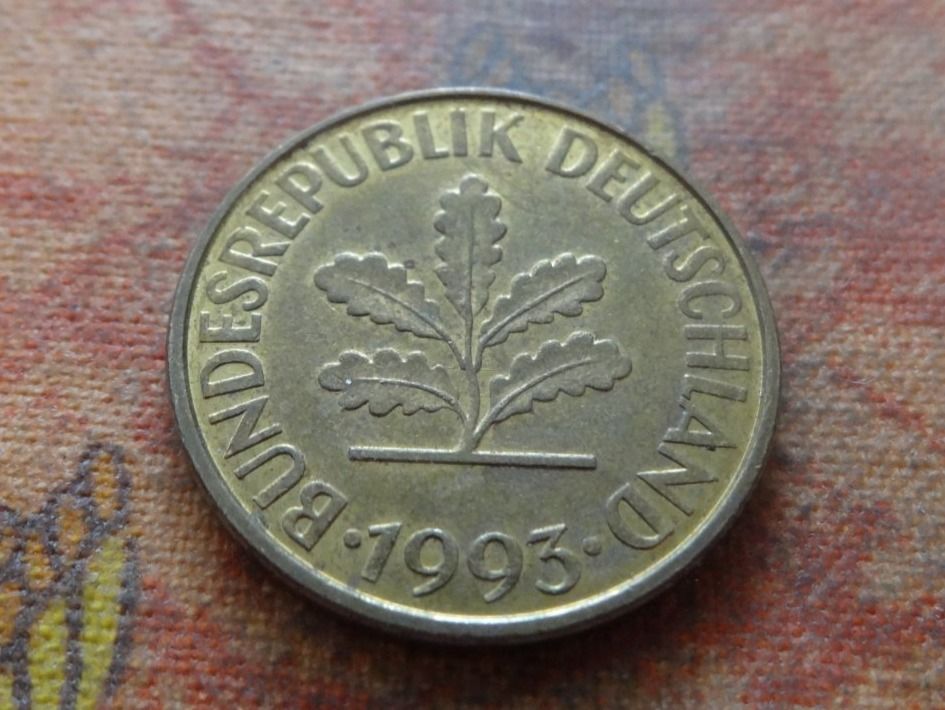 Tutti le monete: DEUTSCHLAND 10 Pfennig 1993 – Usato da Romanel-sur-Lausanne venduto da Swift13