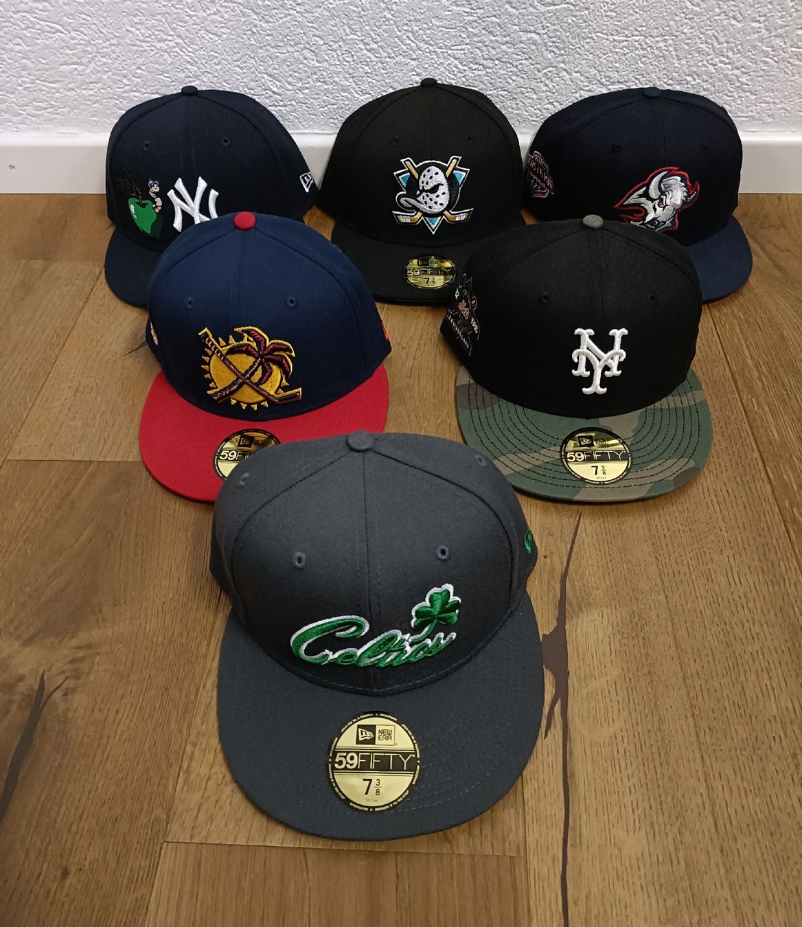 Altro in  Abbigliamento & Accessori: New Era Caps – Nuovo (secondo la descrizione) da Bachs venduto da NBAJames