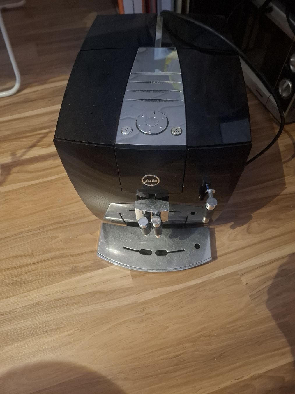 Jura Macchine per caffè & Macchine per espresso: Jura Impressa I7 – Difettoso da Bözen venduto da Tropi21