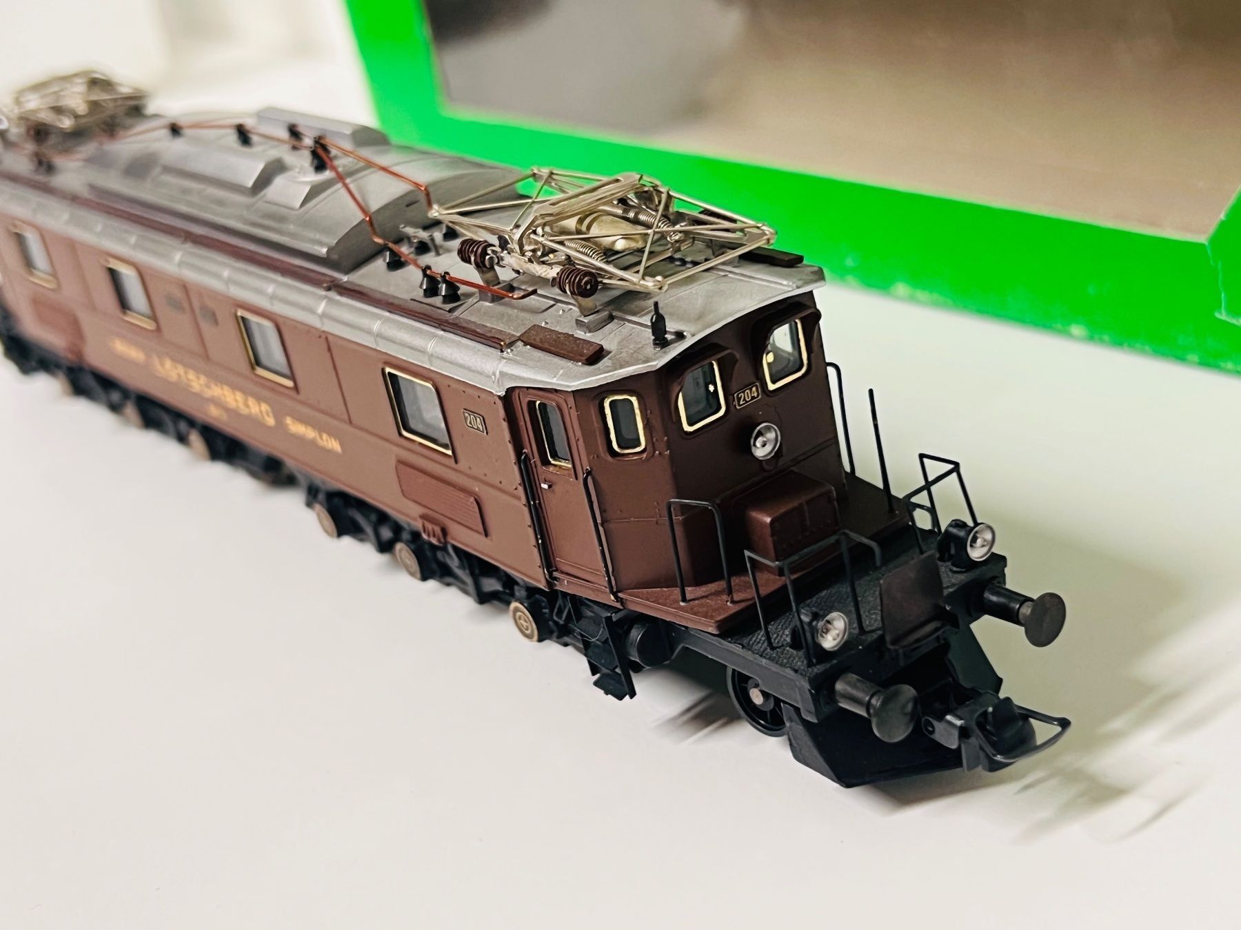Roxy Modellini di ferrovie: Roxy Be 6/8 BLS 2.Motorig ! H0 DC Analog – Usato da Neuenhof venduto da ludovicco 3