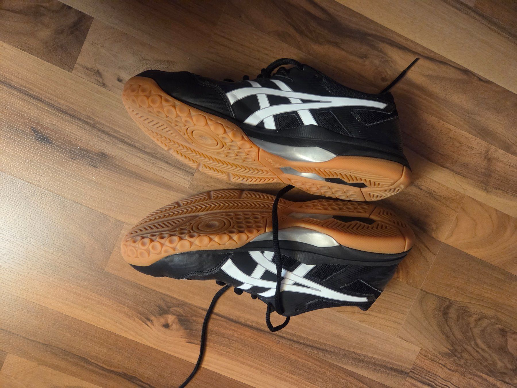 Scarpe da uomo: Hallenschuh asics Gel-Rocket 42 – Usato da Wattwil venduto da manupf 1