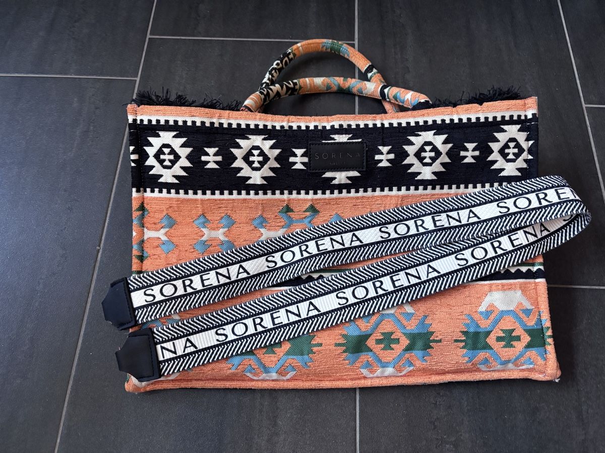 Borse da donna: Tasche Sorena Greece  – Usato da Uster venduto da bat_f22x 3
