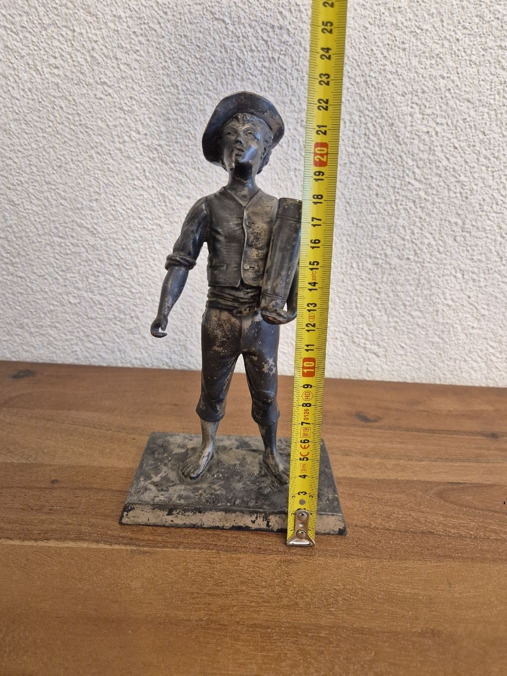 Statuette: Metallfigur Junge mit Pfeife im Jugendstil – Usato da Zürich venduto da Dalema13 7