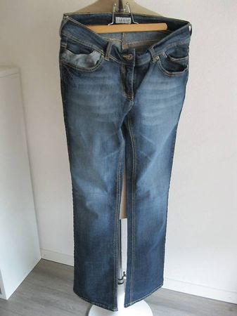 jeans "Clockhouse" taille 40