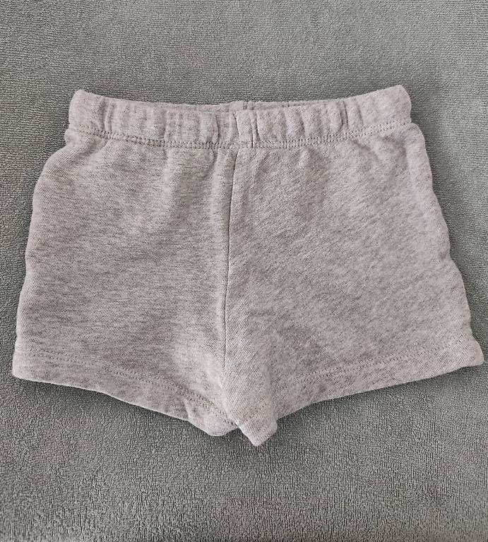 Hosen: Baby Shorts – Neu und originalverpackt aus Brüttisellen von amand_ 1