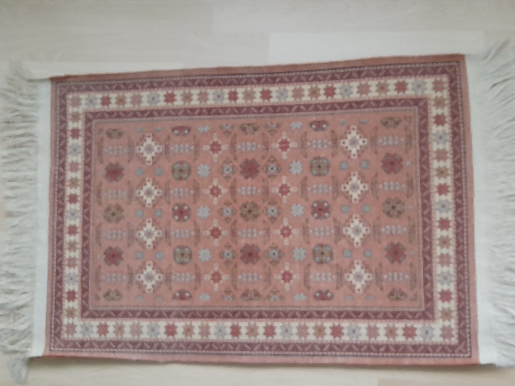 Teppiche: Kleiner Seidenteppich – Gebraucht aus Thun von Treff.....e 5