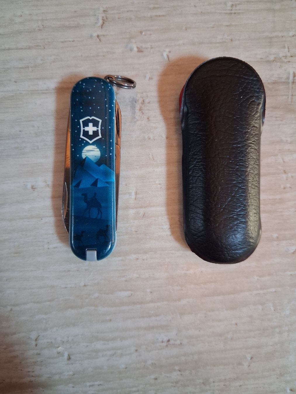 Victorinox Taschenmesser: mini couteau suisse victorinox  – Gebraucht aus Mayens-De-Chamoson von arvine29 1