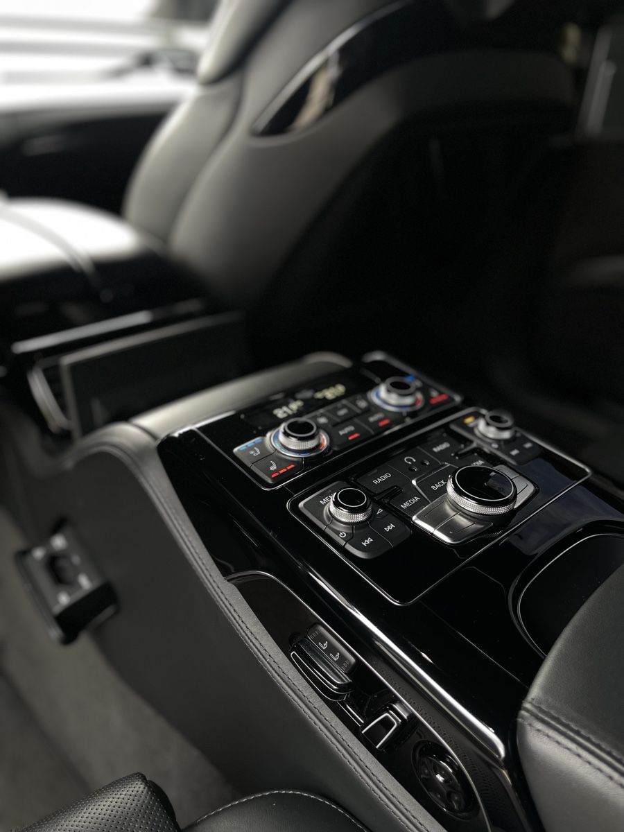 Audi Automobili: Audi A8 L 4.2 TDI V8 – Usato da Grenchen venduto da Leonardo29 3