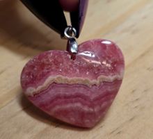 Rhodochrosit Herzanhänger mit Metallöse