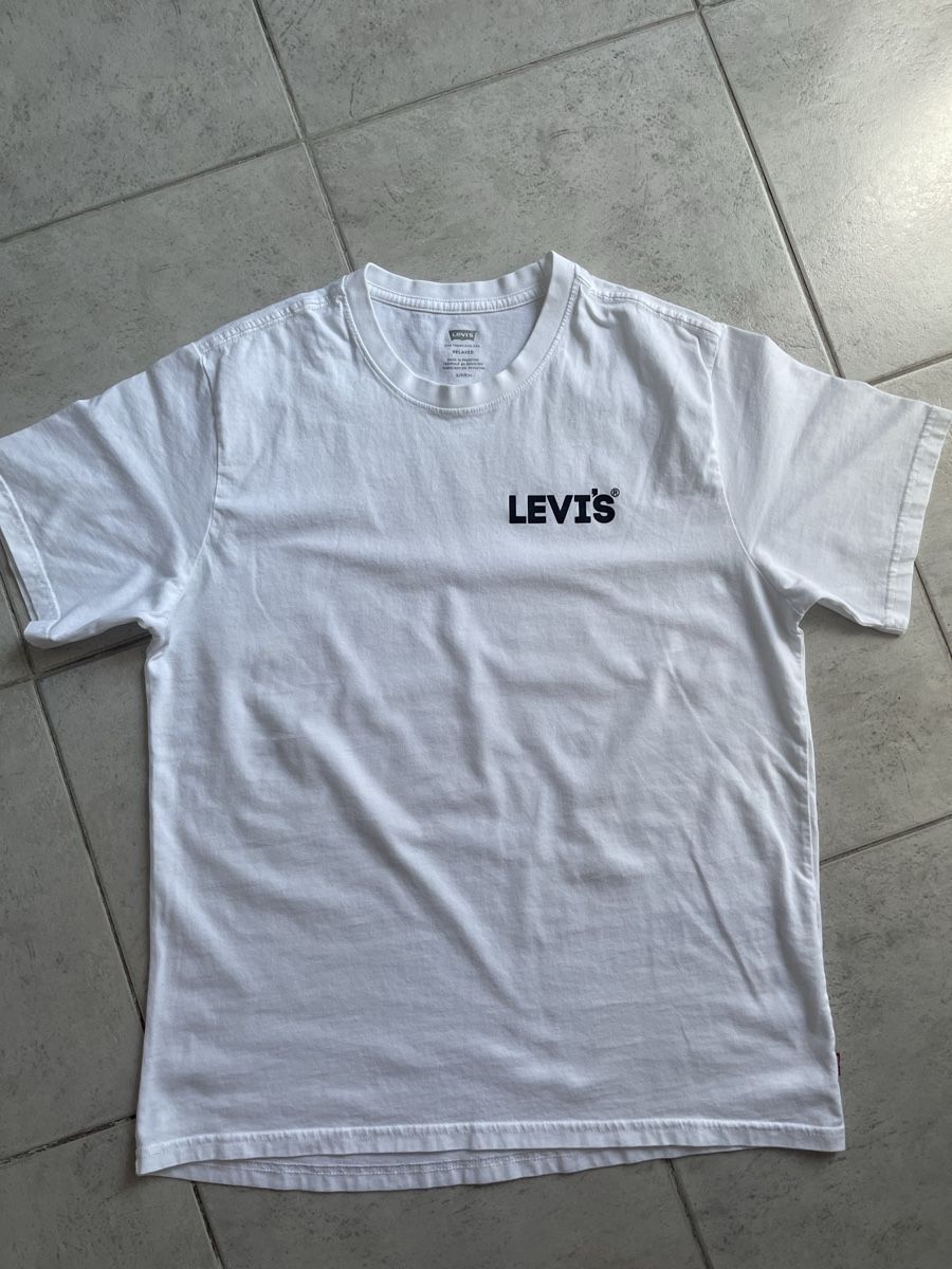 Levi's T-Shirts: T-shirt  – Gebraucht aus Luzern von ygl_8hn7 1