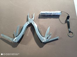 Multitool mit Lampe und Etui Marke Hill Professional neu