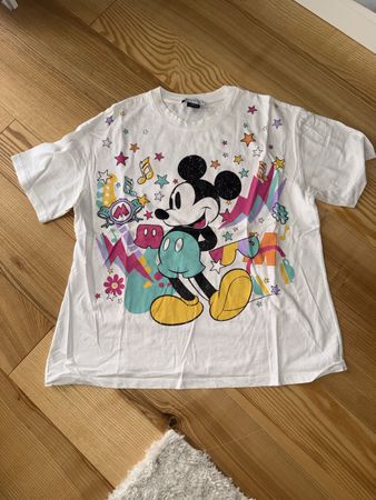 Mickey mouse tshirt von Stradivarius
