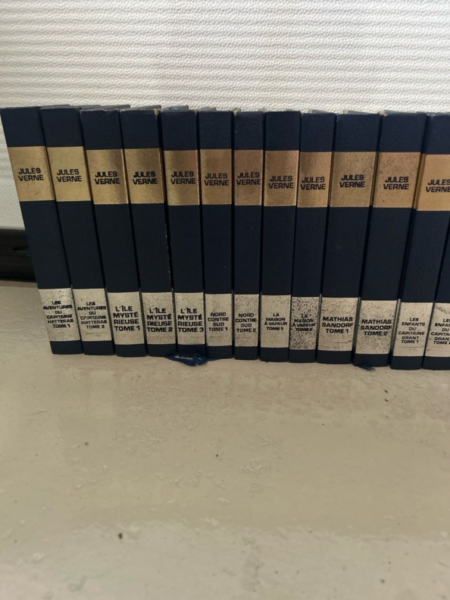 Libri: Collection complète Jules Verne - Édition originale rare – Usato da Corcelles BE venduto da gig_b89c 1