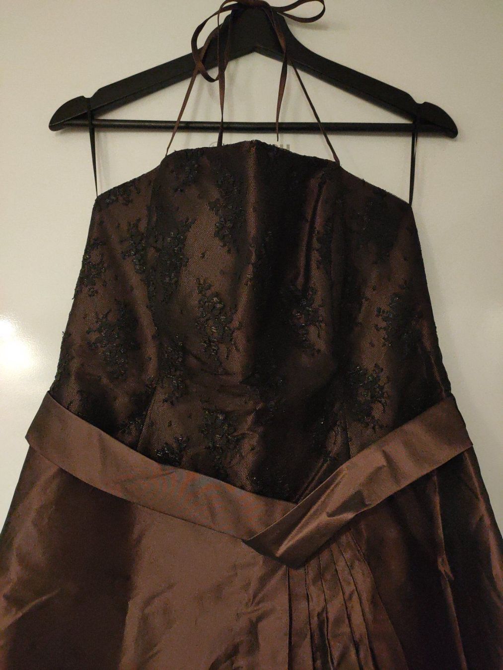C&A Kleider: Festkleid – Gebraucht aus Oberwil b. Büren von 3298Oberwil 1