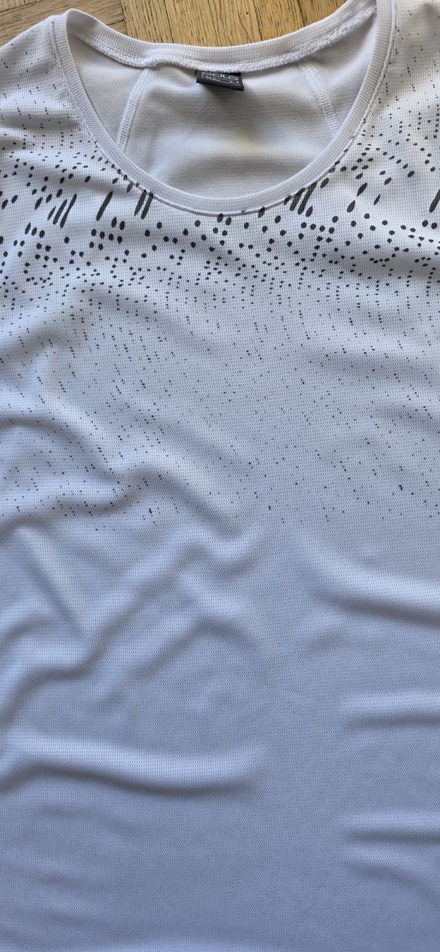 Odlo T-shirt: Tshirt Odlo blanc taille L – Usato da Yverdon-les-Bains venduto da van_dq65 2