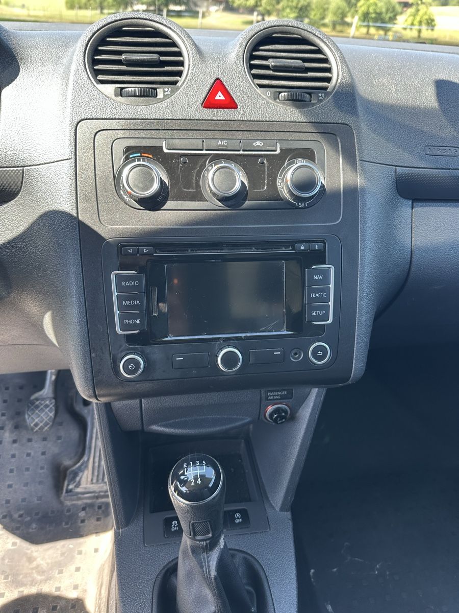 VW Véhicules utilitaires: !!!TOP VW Caddy Maxi ab CHF 1.00!!! – D'occasion à Wolfhausen par Hole-in-One 6