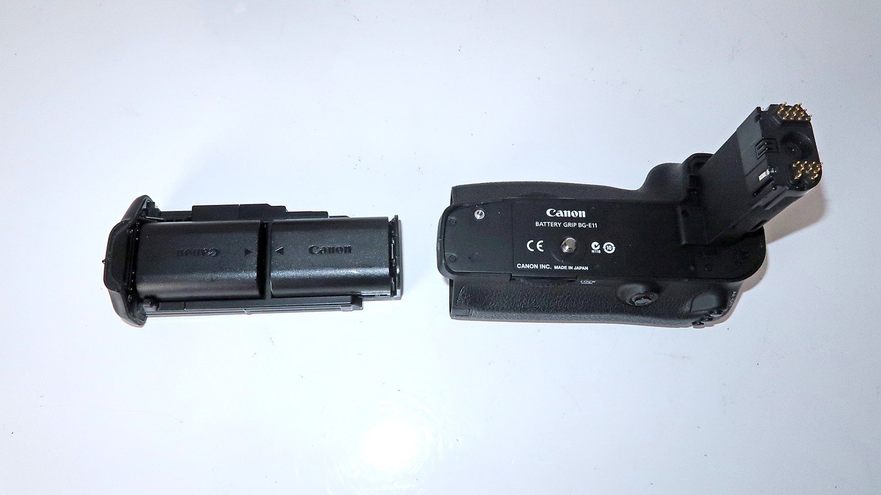 Canon Appareil photo: Canon EOS 5D Mark III Digitalkamera mit Objektiv und Blitz – D'occasion à Uster par Mruedis 8