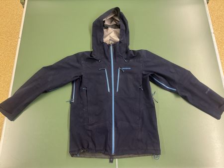 Patagonia 3 Layer Gore-Tex Jacket Navy Blue Size Large