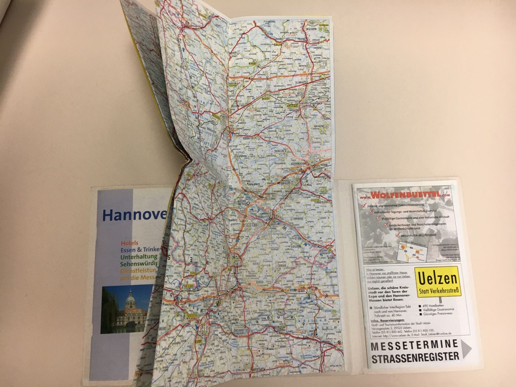 Cartine & Atlanti: Stadtplan von Hannover – Usato da Siegershausen venduto da Bubsi83 3