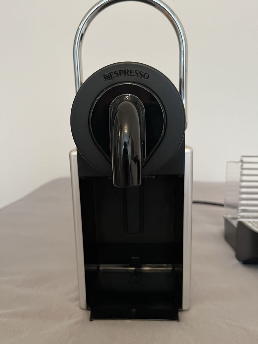 De'Longhi Macchine per caffè & Macchine per espresso: DeLonghi Nespresso Pixie – Usato da Luzern venduto da Lamurga 3