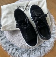 Alexander McQueen Sneaker Samt Schwarz Grösse 36 Zustand top