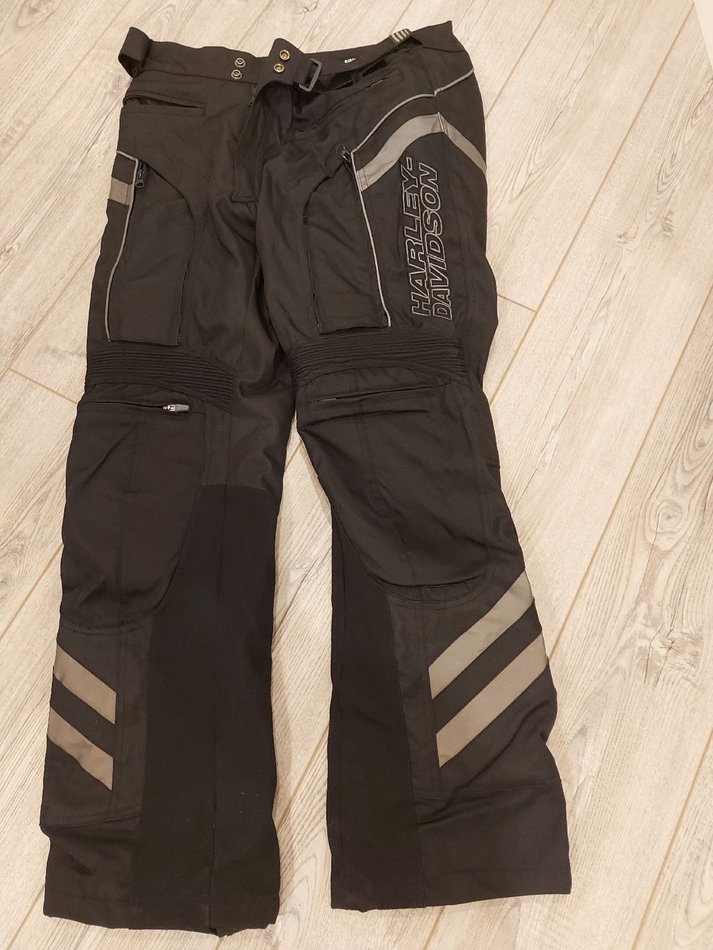 Hosen: neuwertige Harley-Davidson Hose – Gebraucht aus Mönchaltorf von Chriga80 5