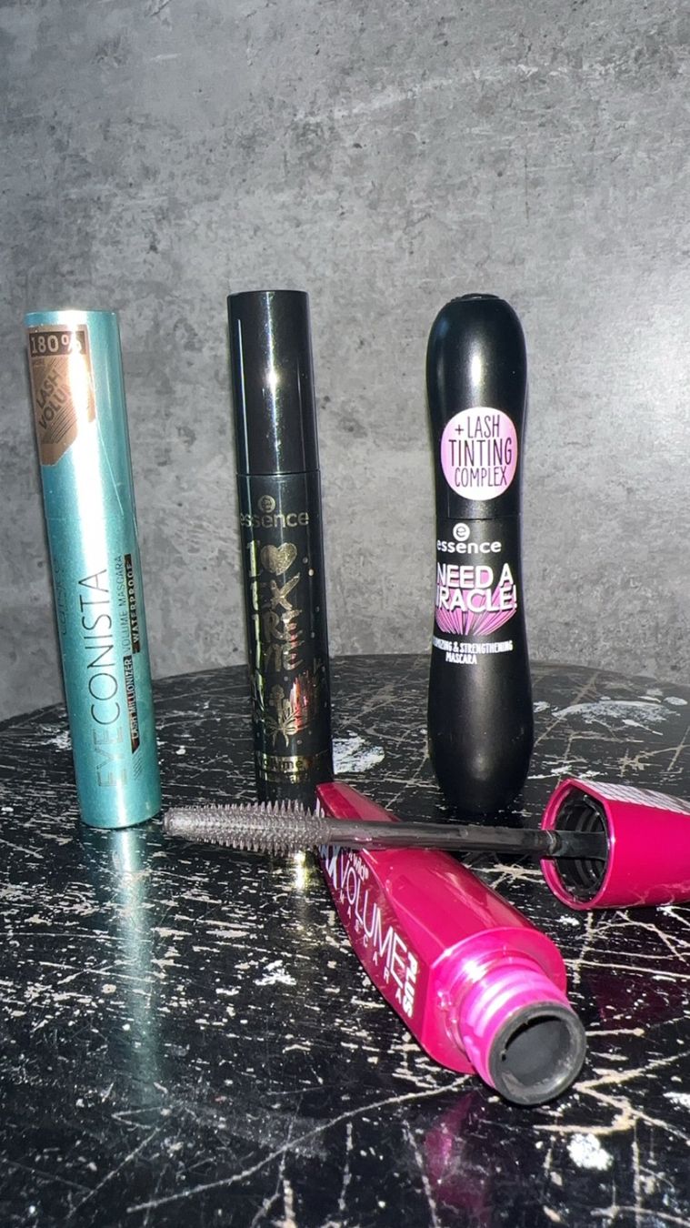Make-up: wet n wild - max volume plus mascara – Nuovo (secondo la descrizione) da Oftringen venduto da tola19 1