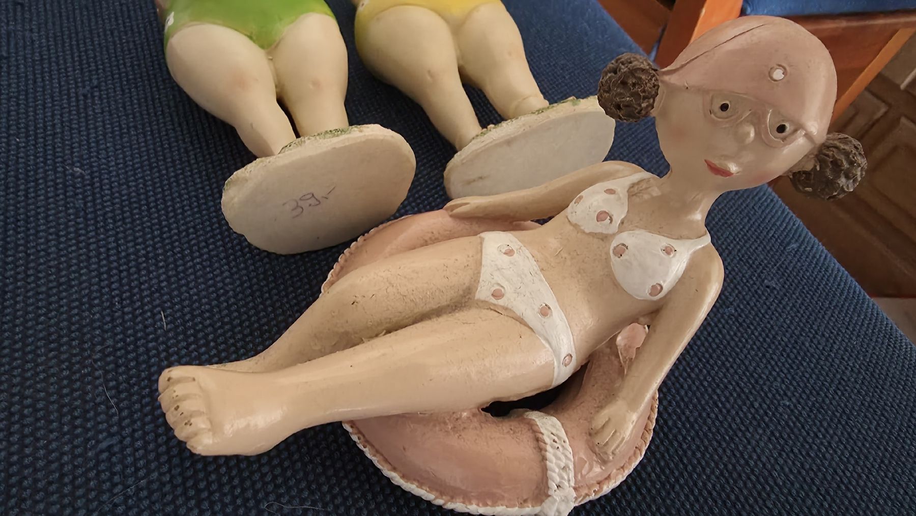 Tutte le decorazioni: 3 Deko Figuren  – Usato da Ettingen venduto da 1964erNachtzugfahrer 2