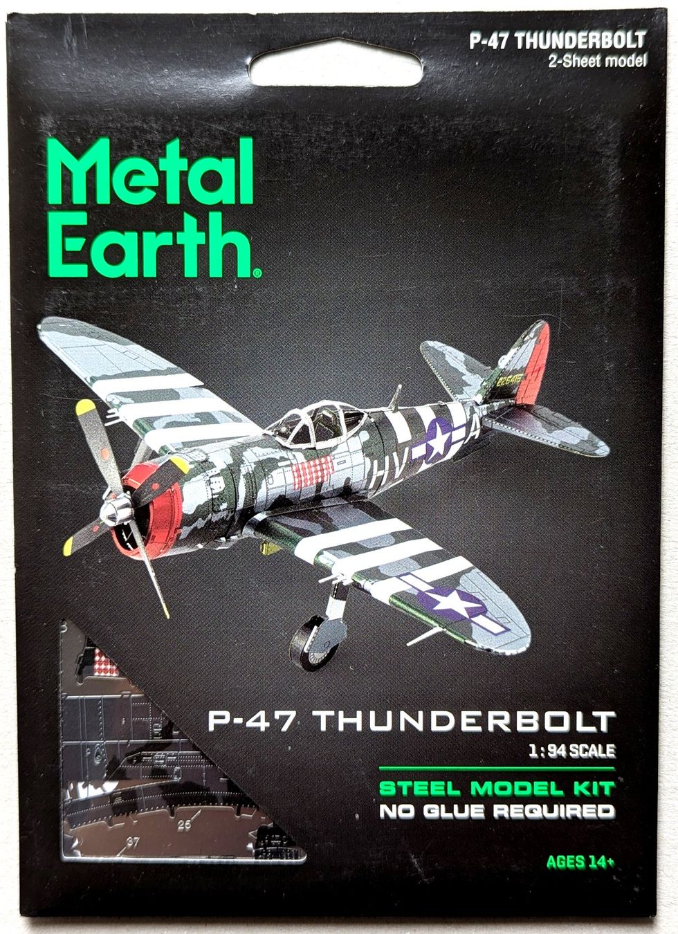 Modellbausätze & Standmodelle: Metal Earth-Bausatz "P-47 THUNDERBOLT", Maßstab 1/94 – Neu und originalverpackt aus Olten von J.Cooper58