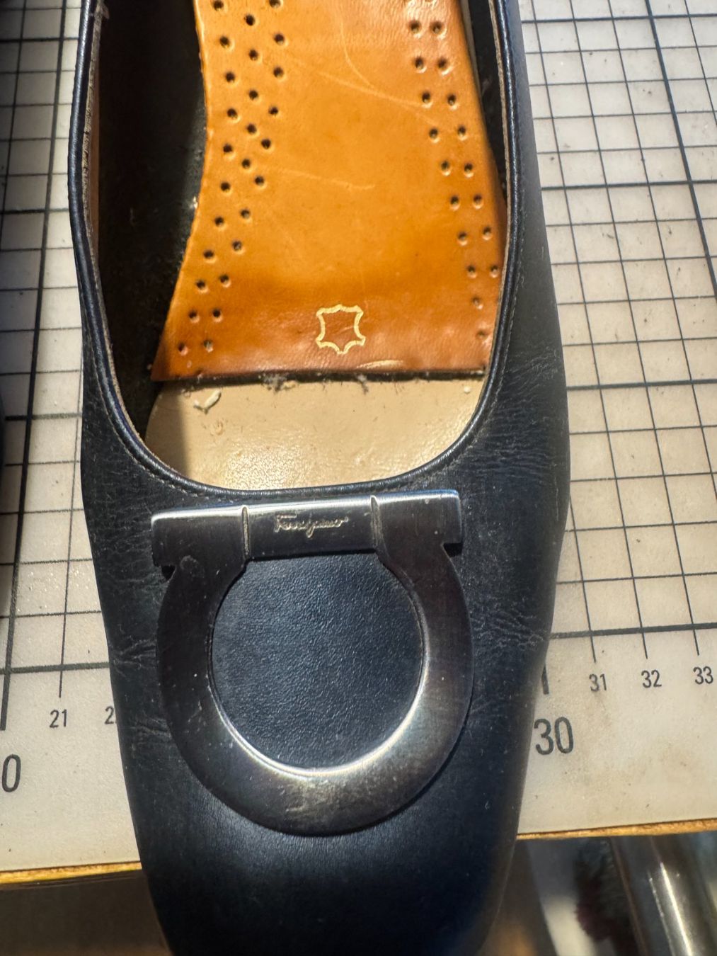 Salvatore Ferragamo Scarpe da donna: Salvator Ferragamo Pumps TOP – Usato da Gockhausen venduto da Aston 1