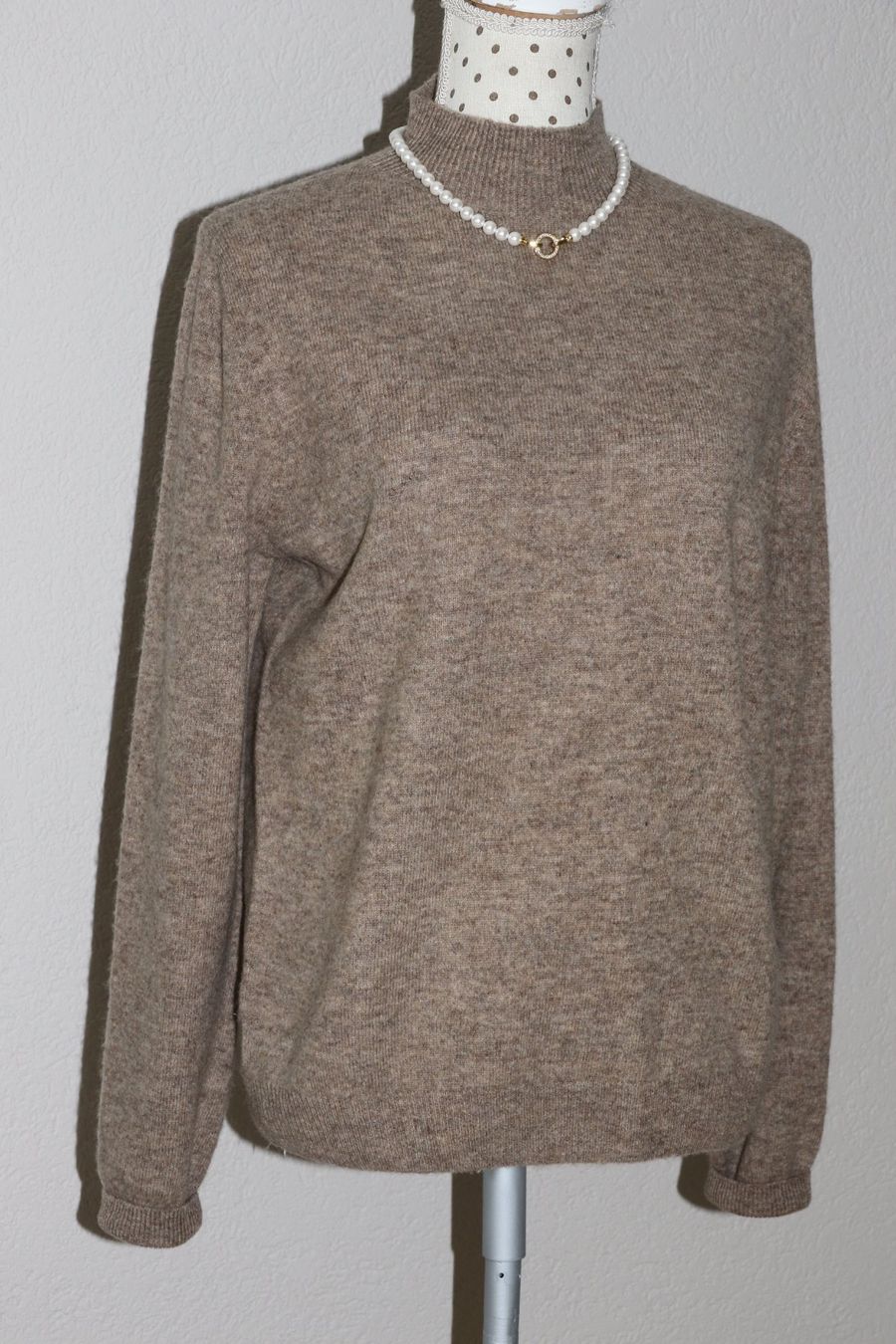 Pullover & Sweatshirts: Cooler leichter Pullover aus 100% Wolle Gr.M – Neu (gemäss Beschreibung) aus Oberwil-Lieli von Svetlana28 1