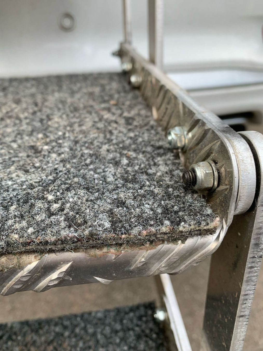 Scale: Hundetreppe – Usato da Uetendorf venduto da wrsrol 1