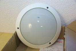 legrand Deckenlampe IP54, weiss - in OVP