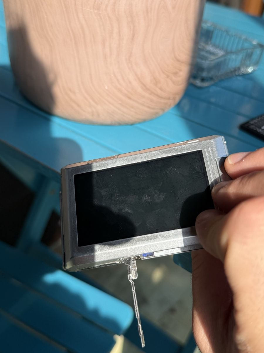 Sony Fotocamera: Sony Cybershot T90 – Difettoso da Spiez venduto da Elektrik-und-co 4