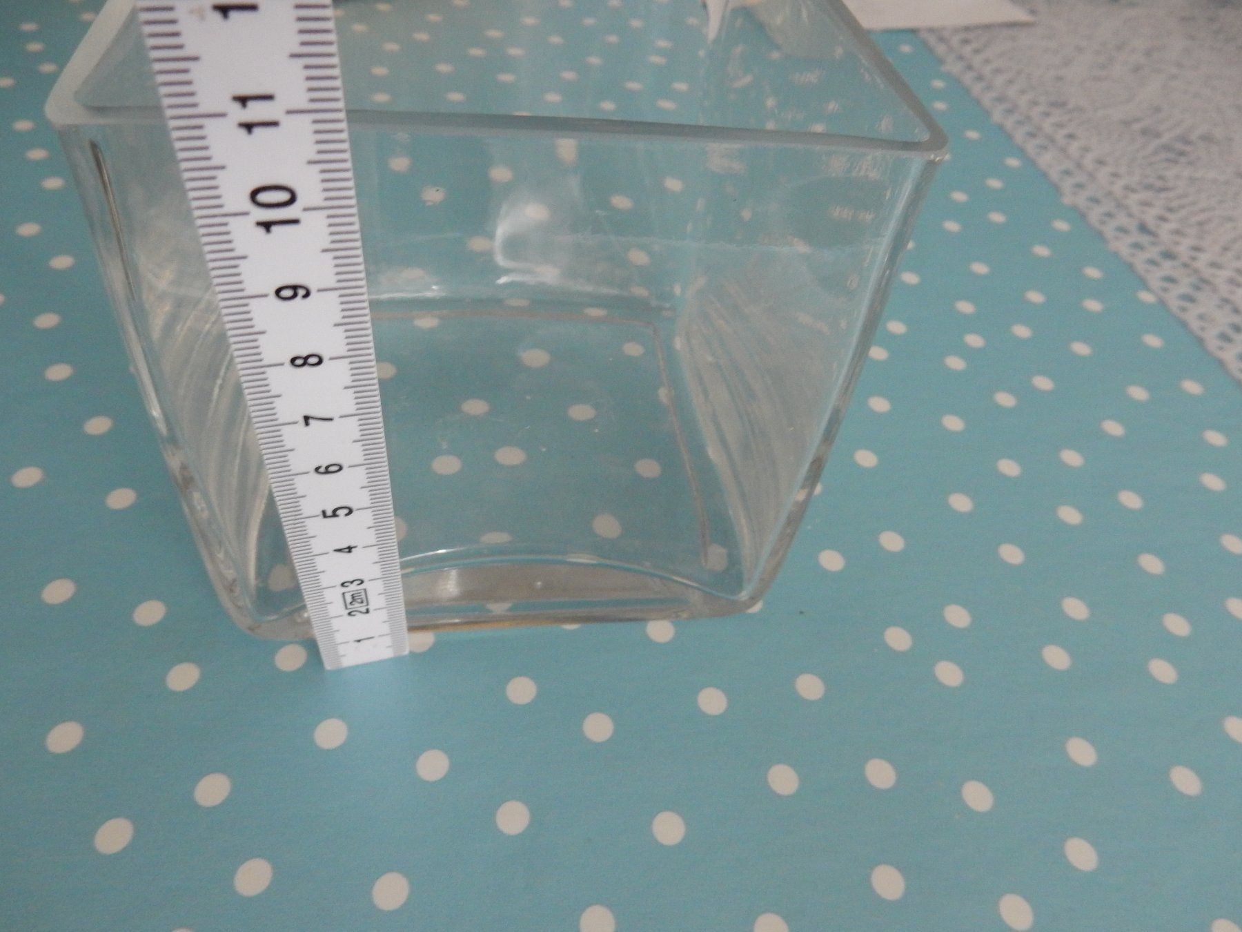 Ciotole: ältere Glas-Schale oder Vase quadratisch durchsichtiges Glas – Usato da Jona venduto da simongarden