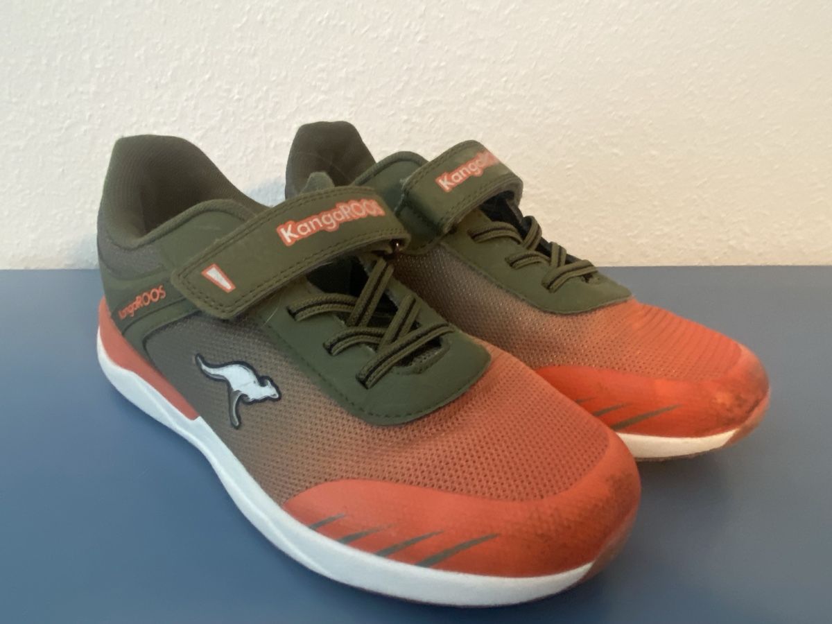 Chaussures hommes: KangaROOS Hallen-Turnschuhe Grösse 35 – D'occasion à Horn par Jazzy1980