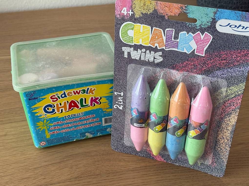 Crayons, crayons de couleur & craies: Strassenkreide, 2 Sets – D'occasion à Zürich par ganchclub 1