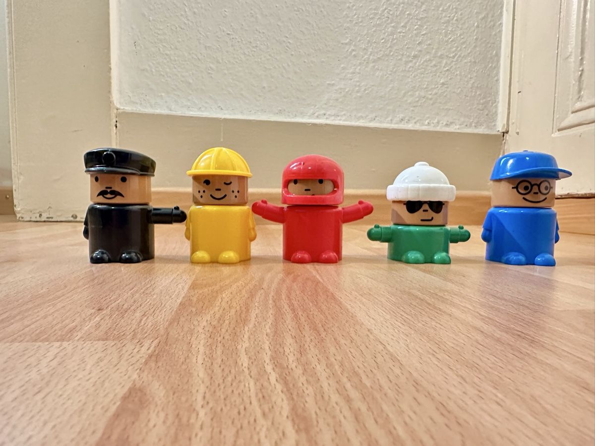Spielzeuge: Lot de figurines vintage - Jeu de construction! – Gebraucht aus Genève von Mag84