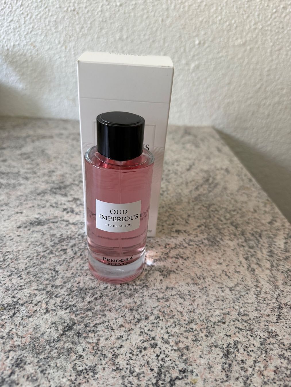 Parfum & Eau de Toilette: Pendora Scents Oud Imperious edp 100ml – Neu (gemäss Beschreibung) aus Frenkendorf von autodiscount4123