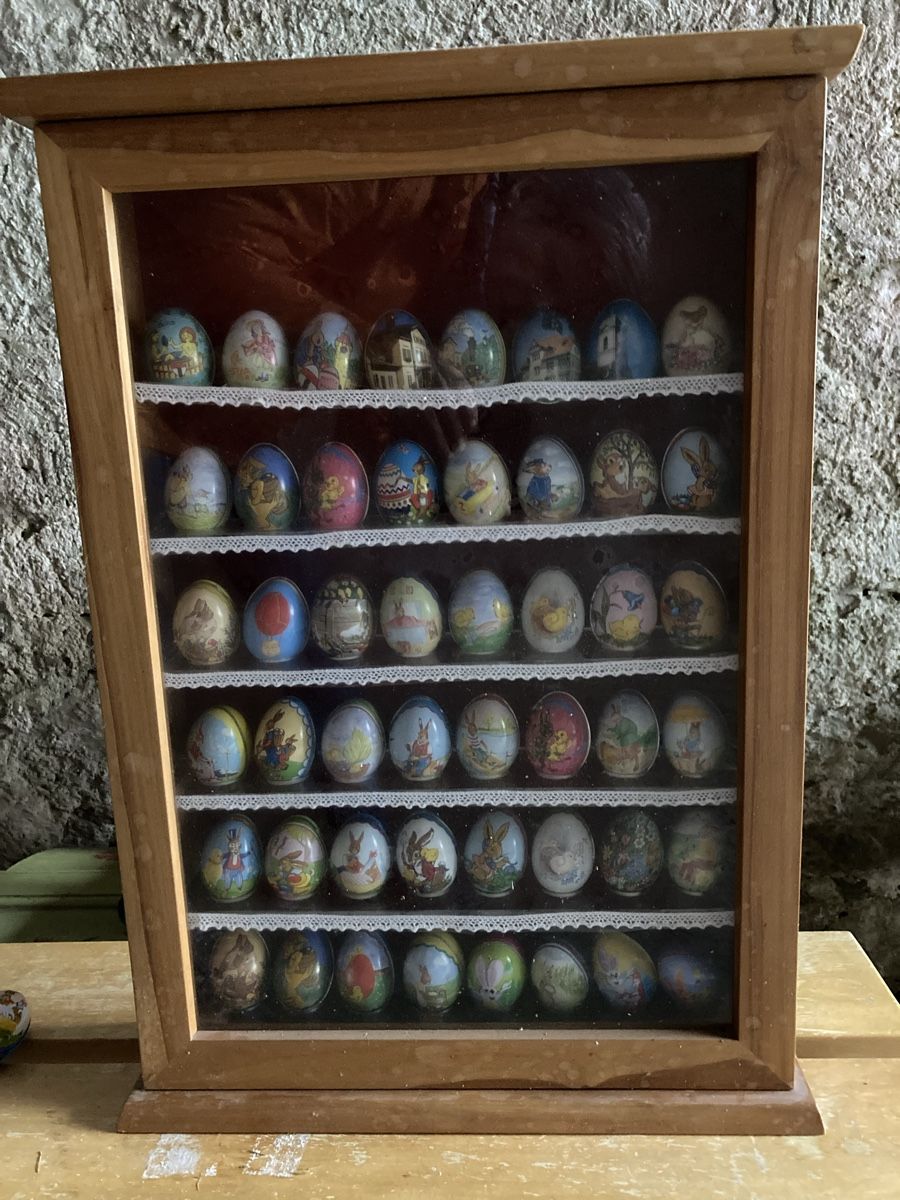 Tutte le decorazioni: Ostereier Sammlerstücke – Usato da Mönchaltorf venduto da Tschibi
