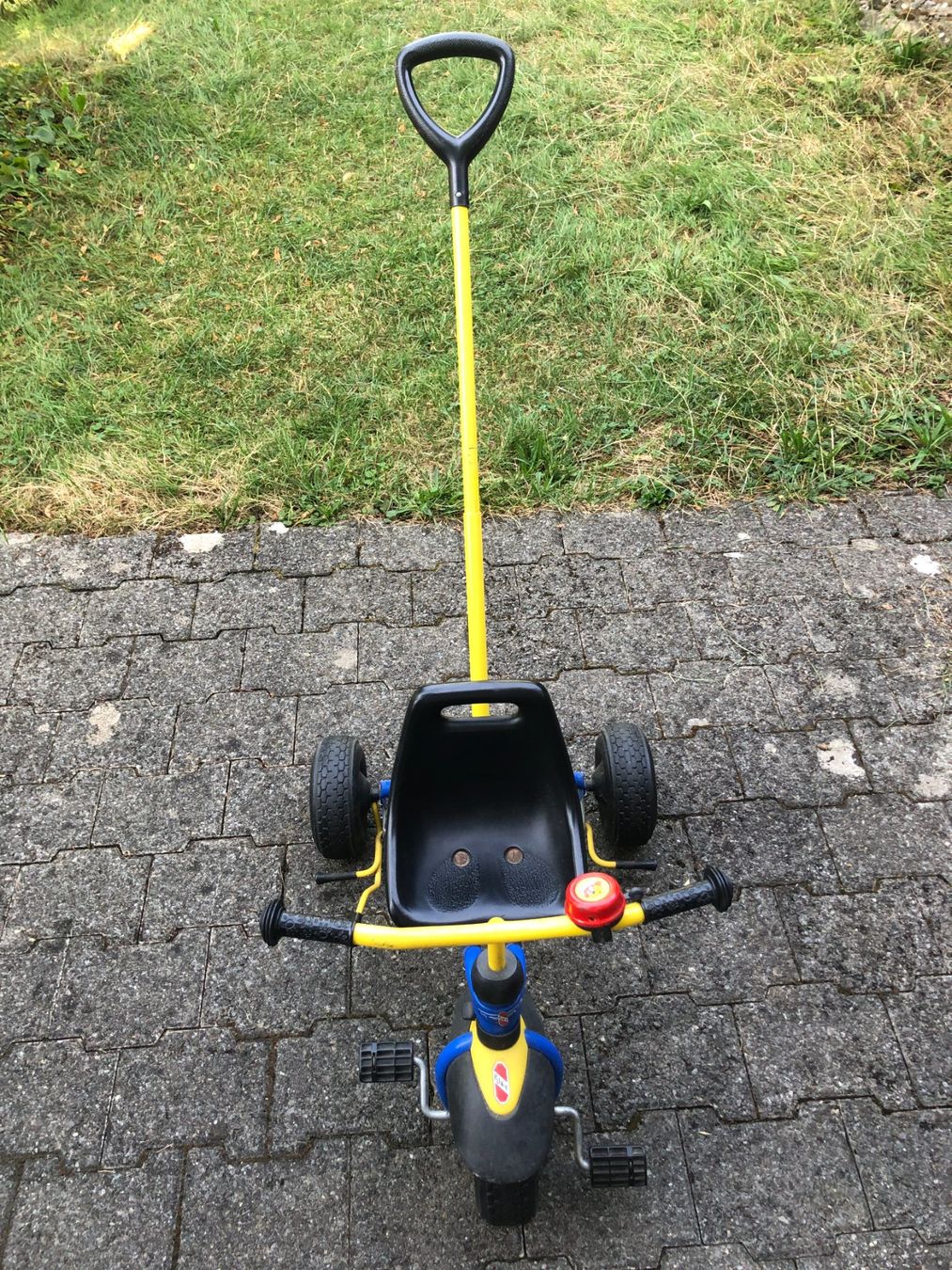 Véhicules pour enfants: Dreirad Puky mit "Stoss"-Stange – D'occasion à Weiningen ZH par dbuchi 1