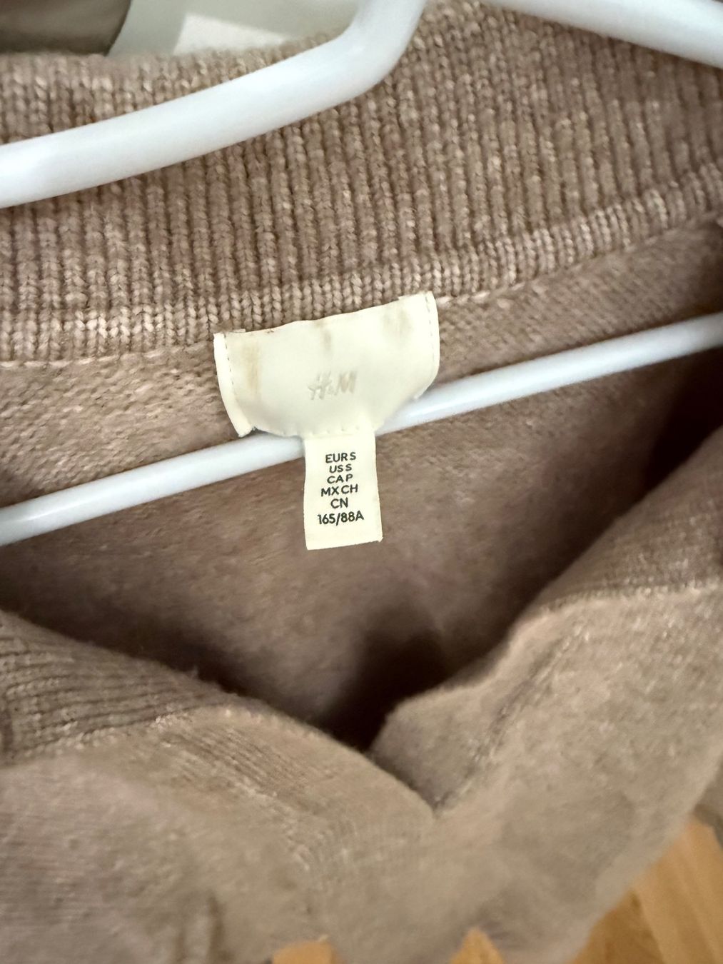H&M Maglioni & Felpe: HM sweater – Usato da Chardonne venduto da ana_rpr2 1