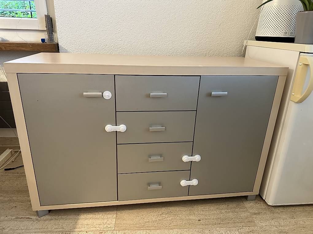 Kommoden: Kommode GRATIS  – Gebraucht aus Küssnacht am Rigi von mis_skz5