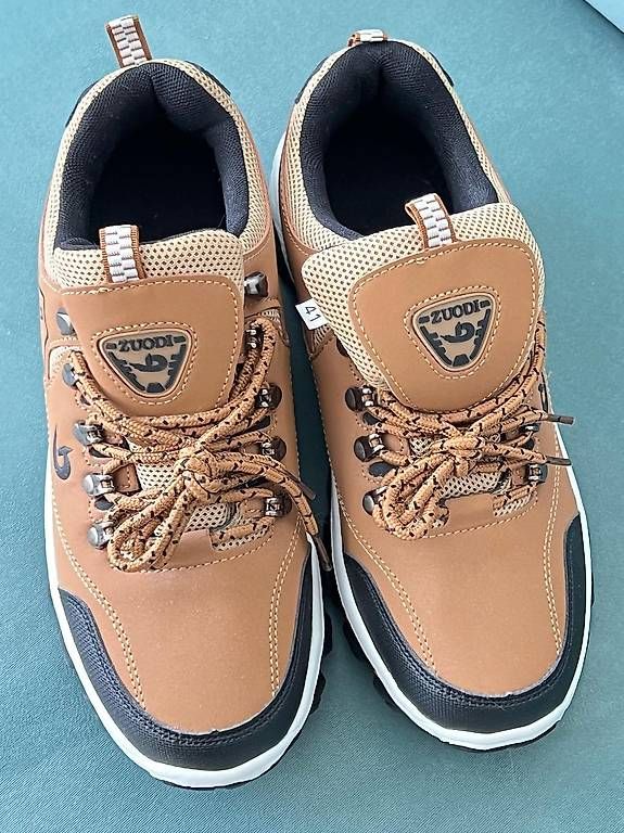 Chaussures hommes: Sport Schuhe – Neuf avec emballage d'origine à wattwil par Nafri07