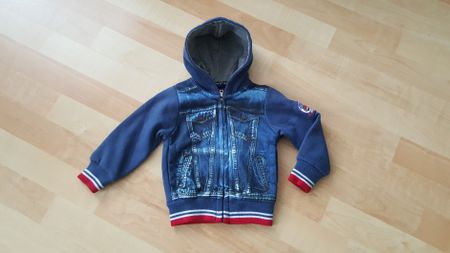 Sweatjacke in Jeansoptik Gr. 18M (86)
