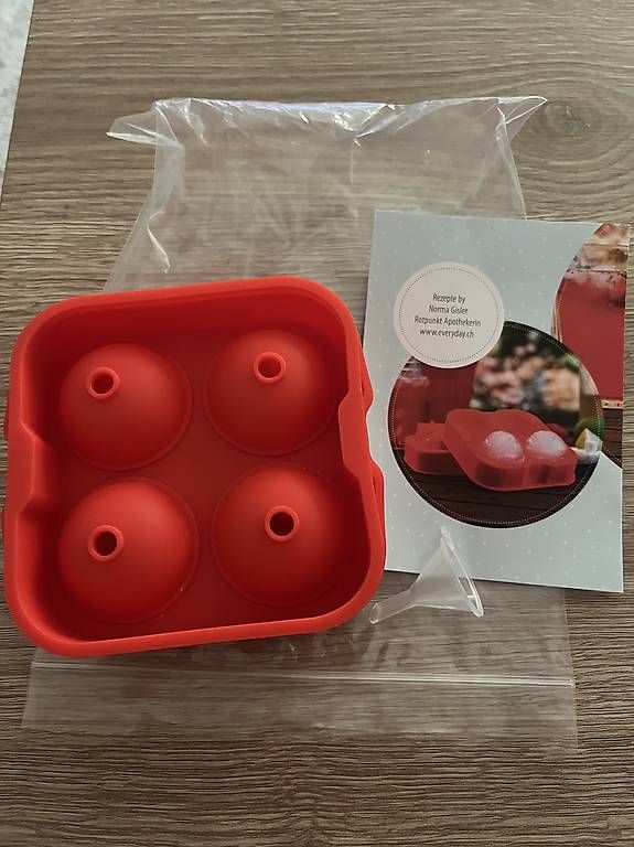 Contenitori & Simili: Eiswürfelform Neu Eis Kugeln – Usato da Olten venduto da gabriel_27