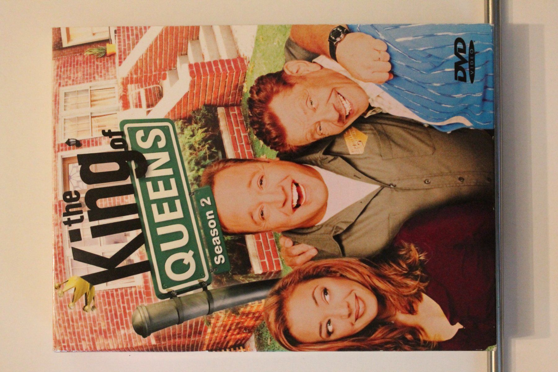 Tutti i DVDs: King of Queens - Staffel 2 – Usato da Grenchen venduto da Manuel.We