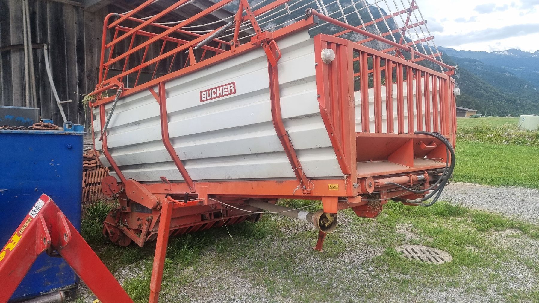 Bucher Tutte le macchine: Ladewagen Bucher Trunkenpolt  – Usato da Brienzwiler venduto da dom_59rk 3