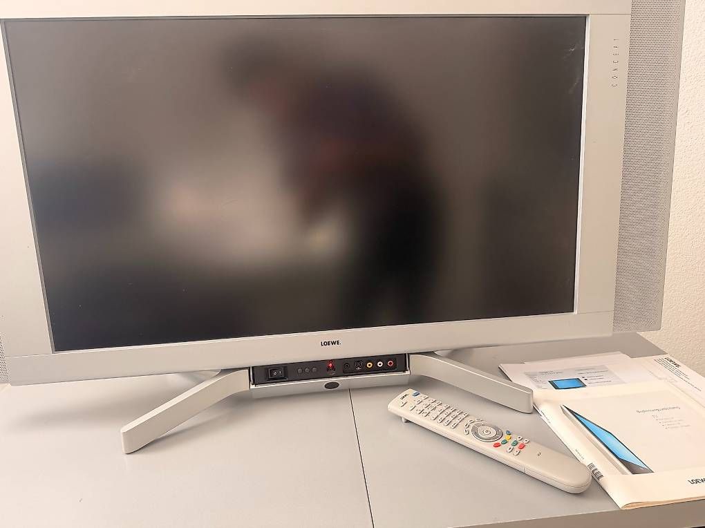 Loewe Televisori: Loewe Fernseher Concept L32 DVB-T/C – Usato da Schindellegi venduto da Moom1402 4