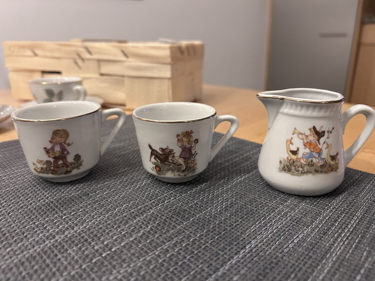 Spielzeuge: Vintage - Puppengeschirr – Gebraucht aus Neschwil von Superzwergin 2
